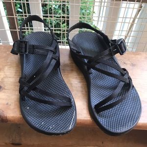 Chacos size 9